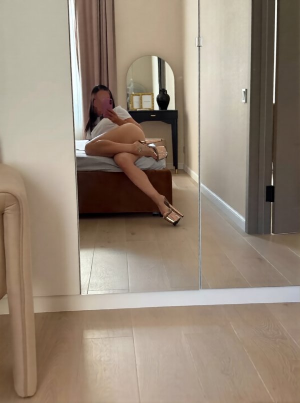 6d5f2910-ab1f-445f-90c7-fe00f4e808d5_0.jpg